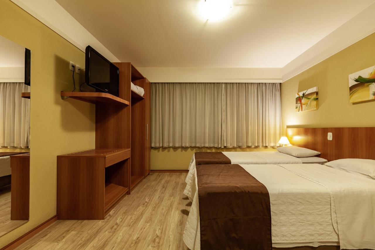 Tri Hotel Executive Caxias Caxias do Sul Exterior foto